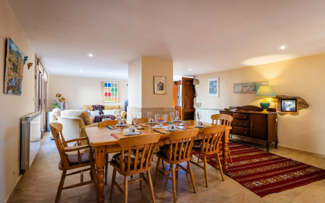 La casa está preparada para 8 personas